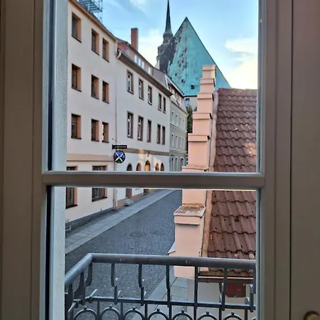 Stadtpalais Marché-suite Maximal 2 Personen Und 1 Kleinkind Apartment