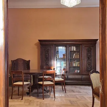 Apartment Stadtpalais Marche-suite Maximal 2 Personen Und 1 Kleinkind *