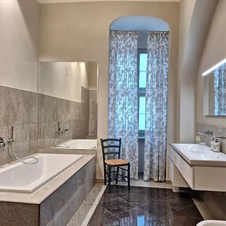 Appartement Stadtpalais Marche-suite Maximal 2 Personen Und 1 Kleinkind *