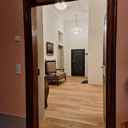 Stadtpalais Marché-suite Maximal 2 Personen Und 1 Kleinkind Apartment Bautzen