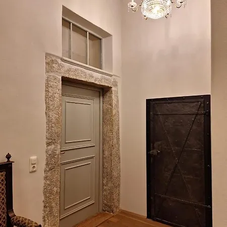 Stadtpalais Marché-suite Maximal 2 Personen Und 1 Kleinkind Apartment *