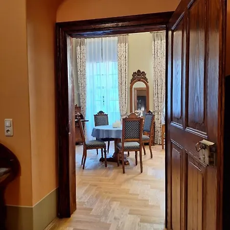 Stadtpalais Marche-suite Maximal 2 Personen Und 1 Kleinkind * Bautzen