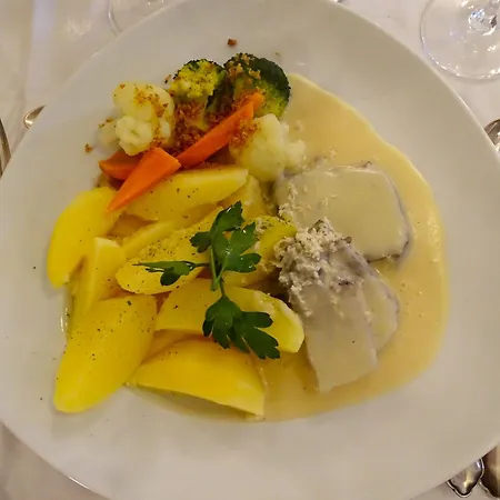 Stadtpalais Marché-suite Maximal 2 Personen Und 1 Kleinkind Apartment