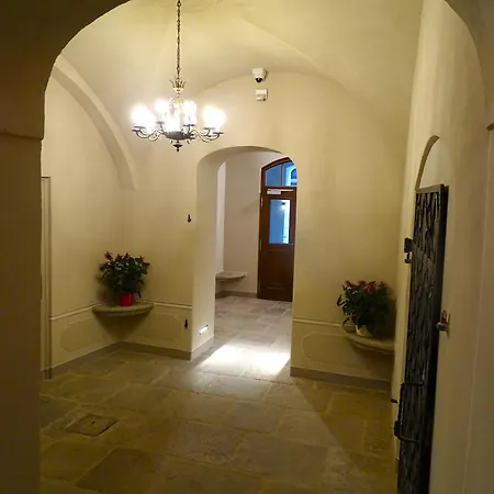 Stadtpalais Marché-suite Maximal 2 Personen Und 1 Kleinkind * Bautzen