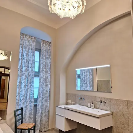 Stadtpalais Marche-suite Maximal 2 Personen Und 1 Kleinkind * Bautzen