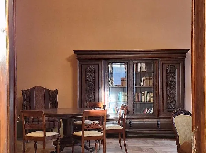 Apartment Stadtpalais Marche-suite Maximal 2 Personen Und 1 Kleinkind *