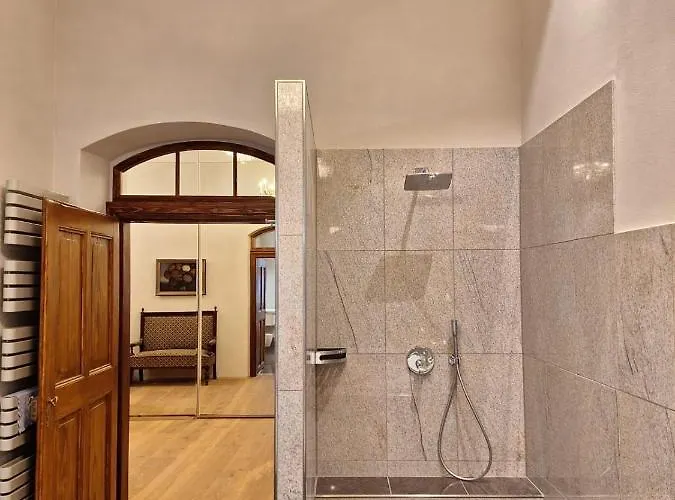 Stadtpalais Marche-suite Maximal 2 Personen Und 1 Kleinkind Apartment