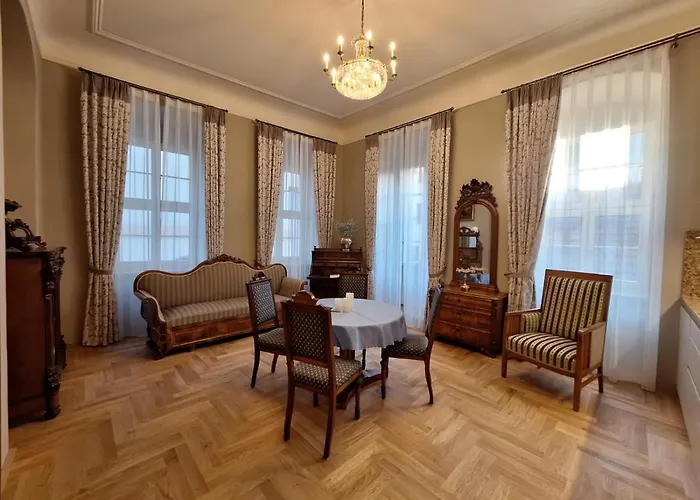 Stadtpalais Marche-suite Maximal 2 Personen Und 1 Kleinkind Bautzen