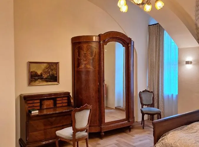 Stadtpalais Marche-suite Maximal 2 Personen Und 1 Kleinkind