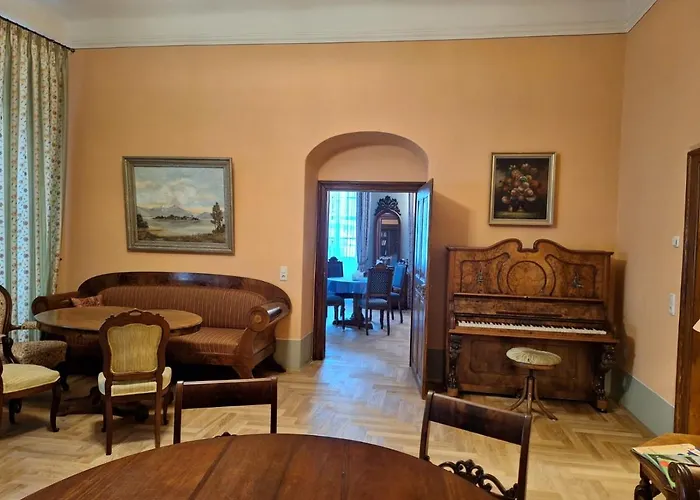 Apartment Stadtpalais Marche-suite Maximal 2 Personen Und 1 Kleinkind