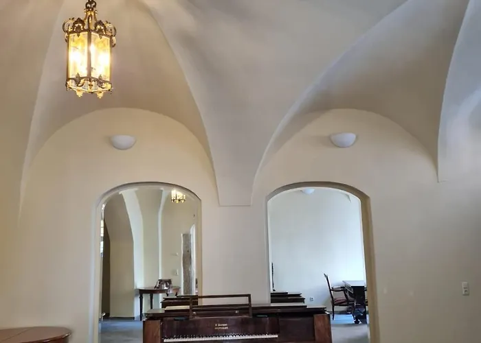 Stadtpalais Marche-suite Maximal 2 Personen Und 1 Kleinkind *