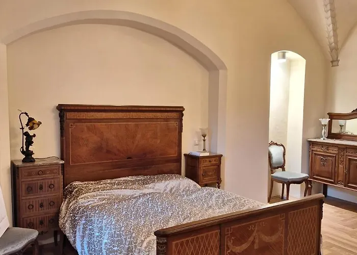 Stadtpalais Marche-suite Maximal 2 Personen Und 1 Kleinkind *